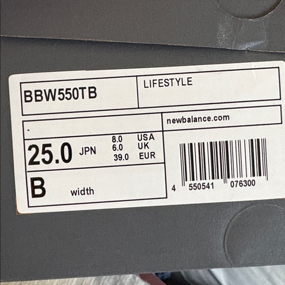 New Balance 550 - Picture 7 of 7